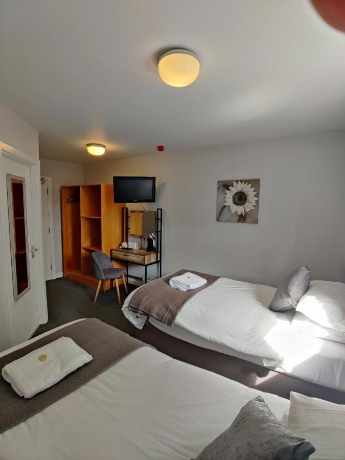 Woolpack Inn Чичестер Экстерьер фото